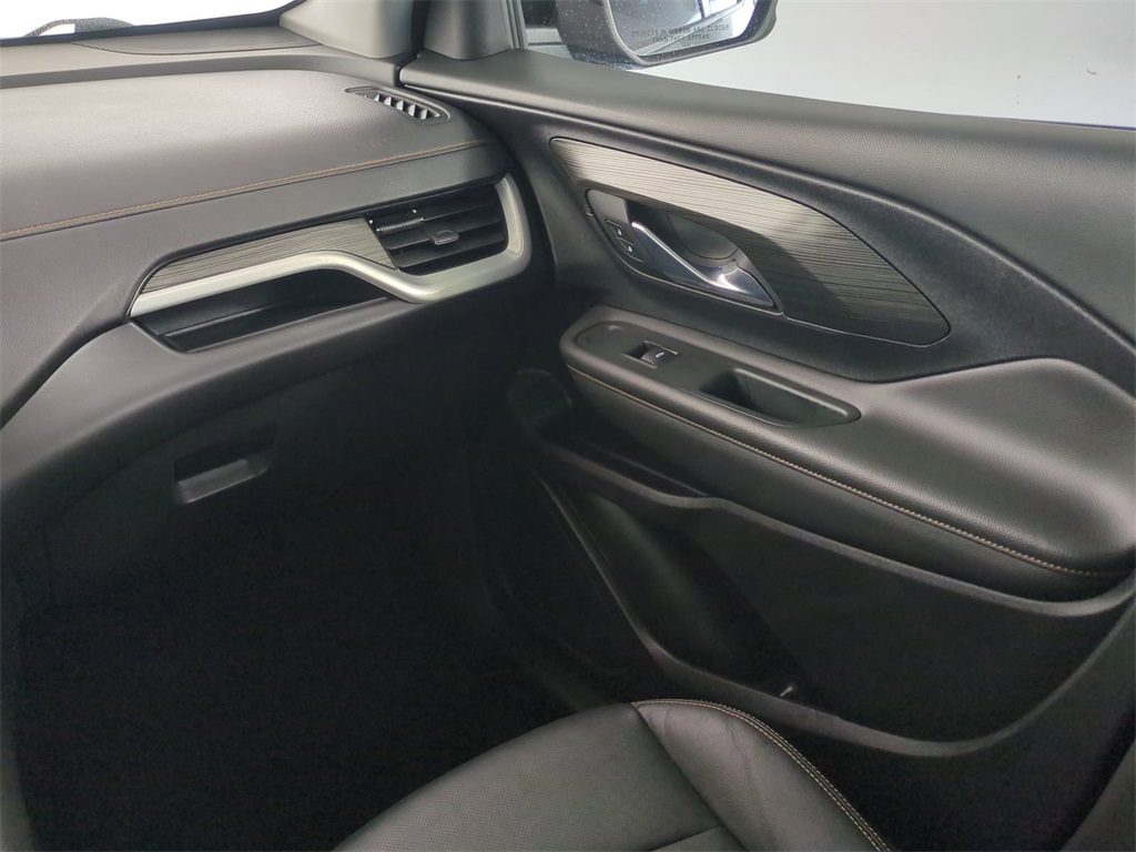 2021 GMC Terrain SLT Image 14 of 37