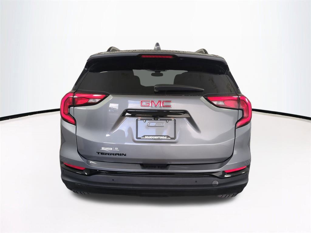 2021 GMC Terrain SLT Image 7 of 37