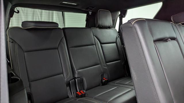 Vehicle image 13 of 36