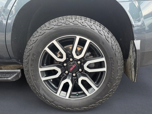Vehicle image 13 of 31