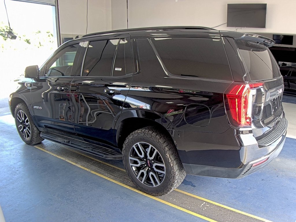 Vehicle image 4 of 7
