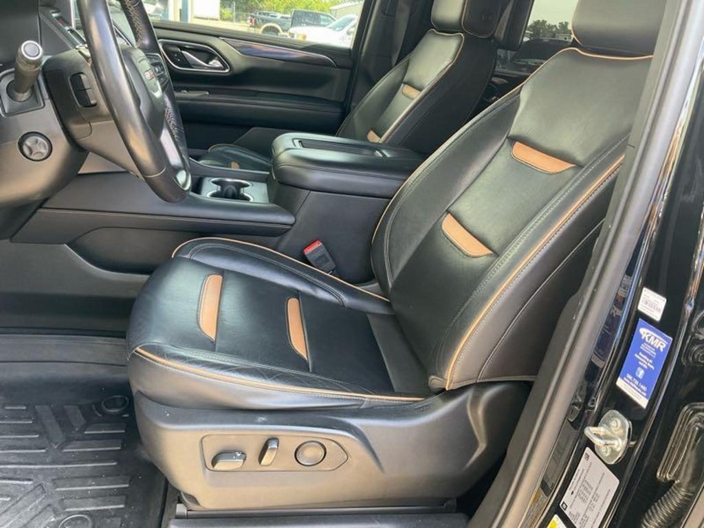 Vehicle image 5 of 7