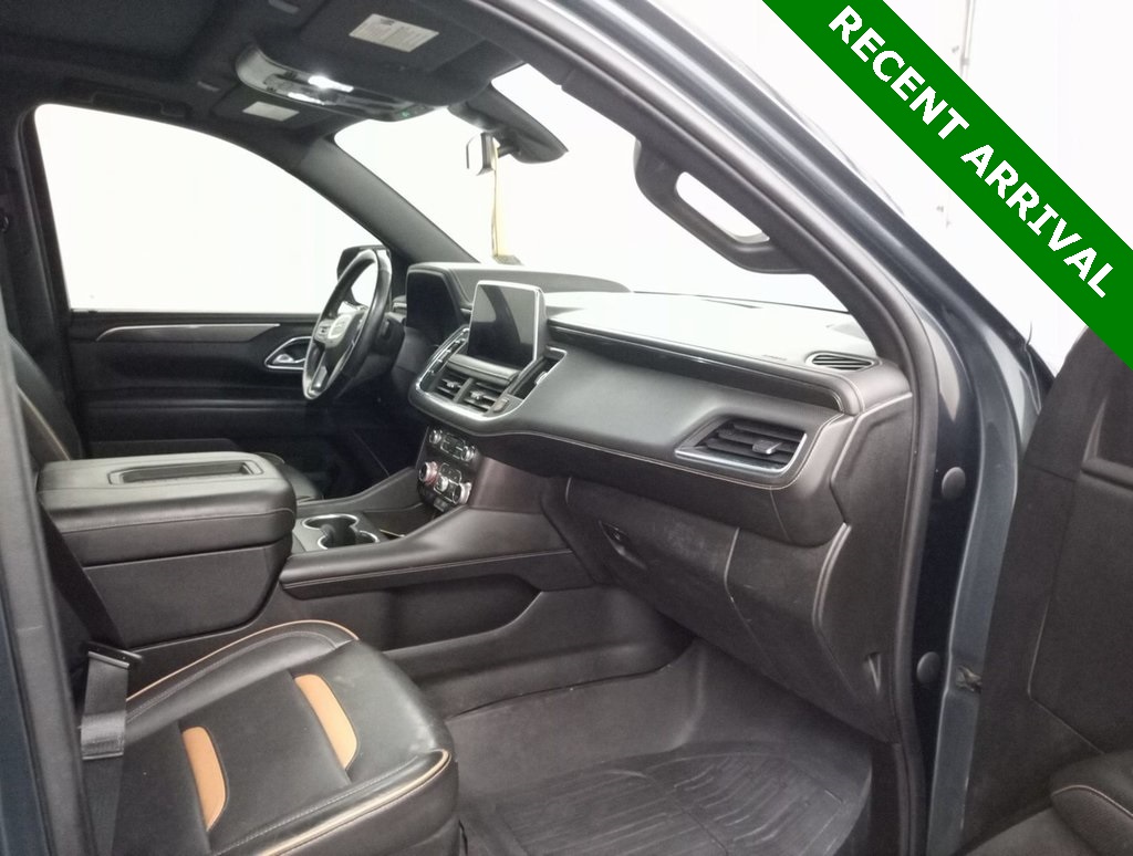 Vehicle image 9 of 10