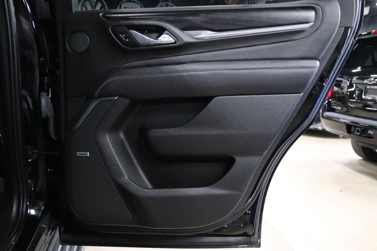 Vehicle image 27 of 39