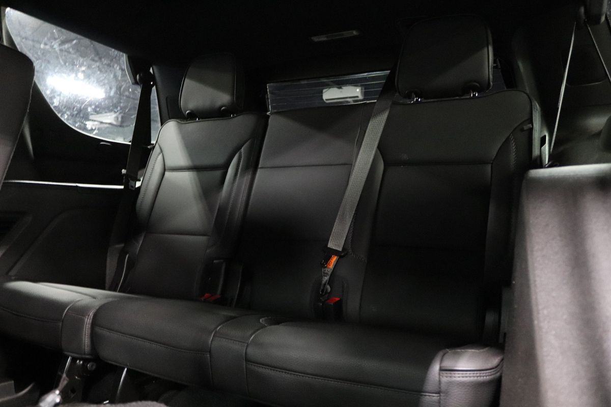 Vehicle image 23 of 39