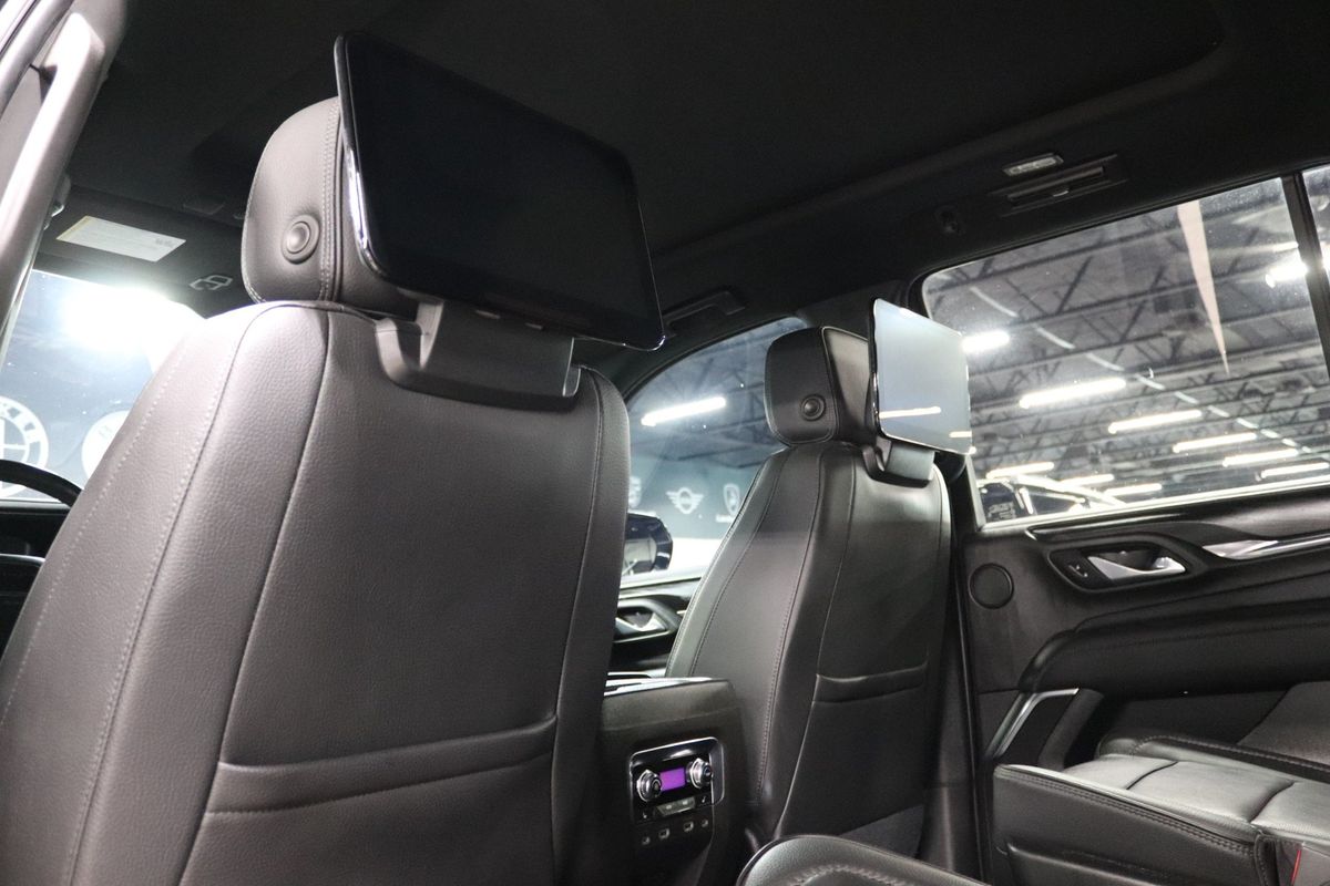 Vehicle image 21 of 39