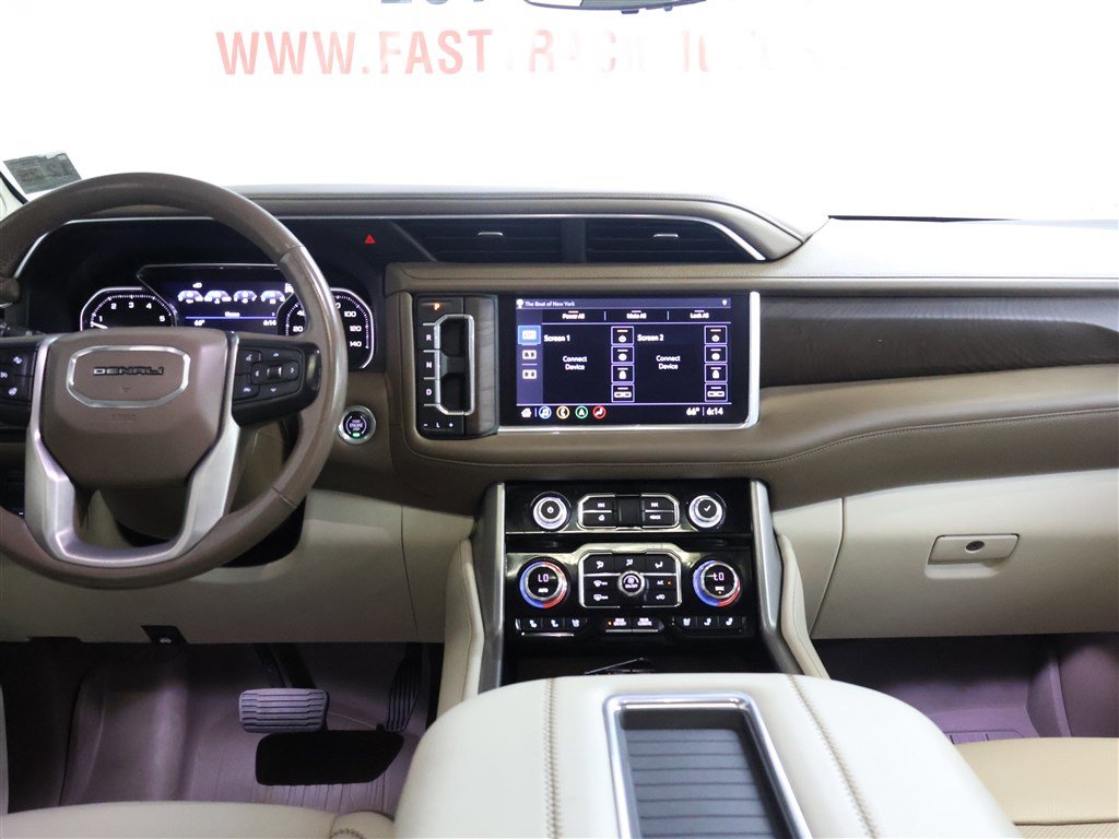Vehicle image 18 of 65