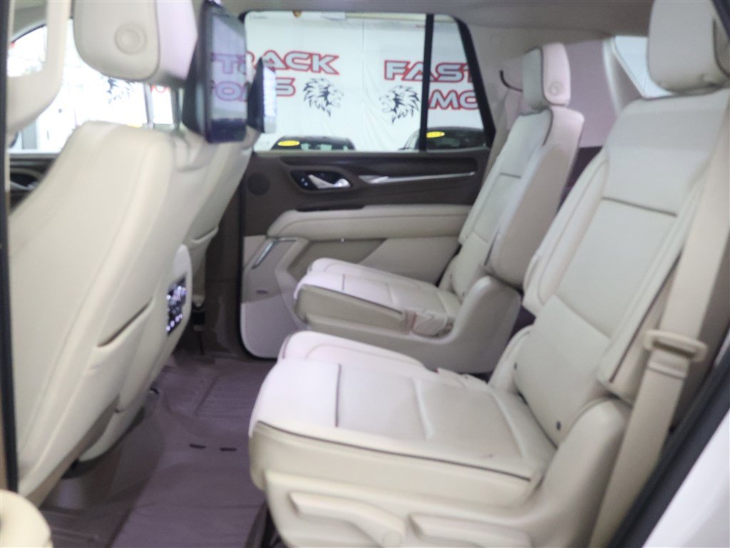 Vehicle image 16 of 65