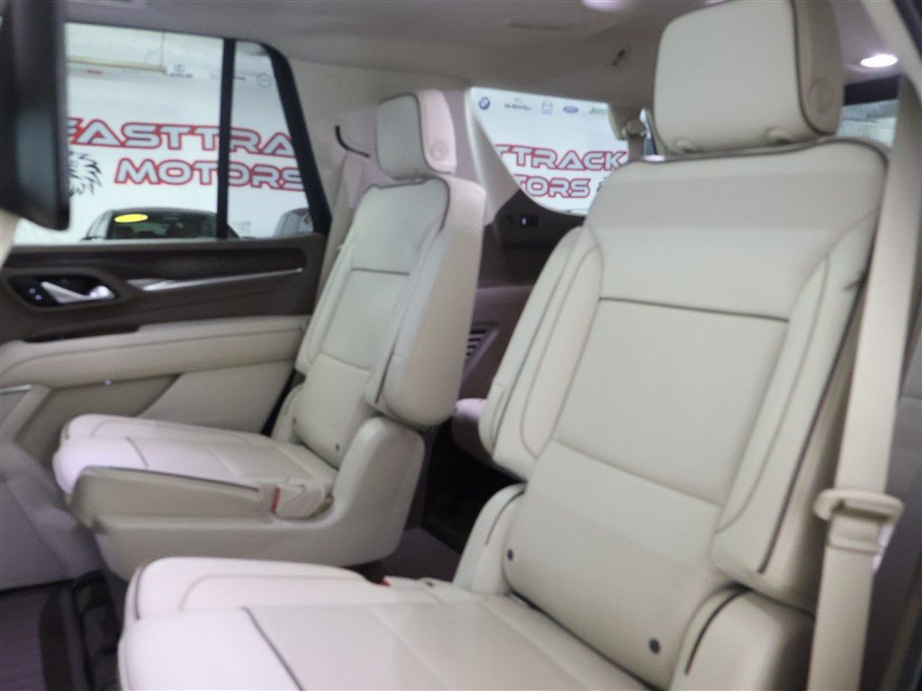 Vehicle image 15 of 65