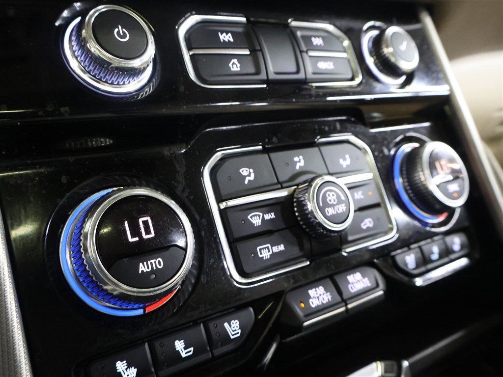 Vehicle image 58 of 65