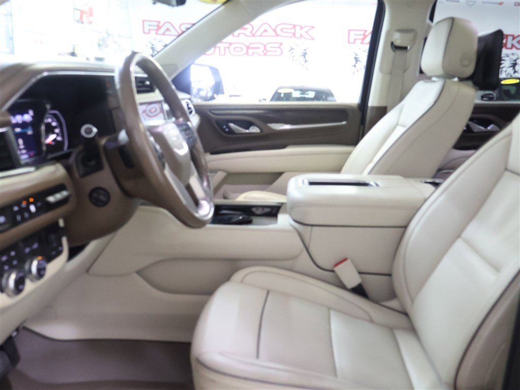 Vehicle image 14 of 65