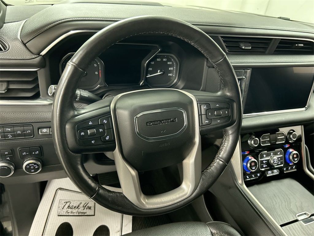 Vehicle image 16 of 26