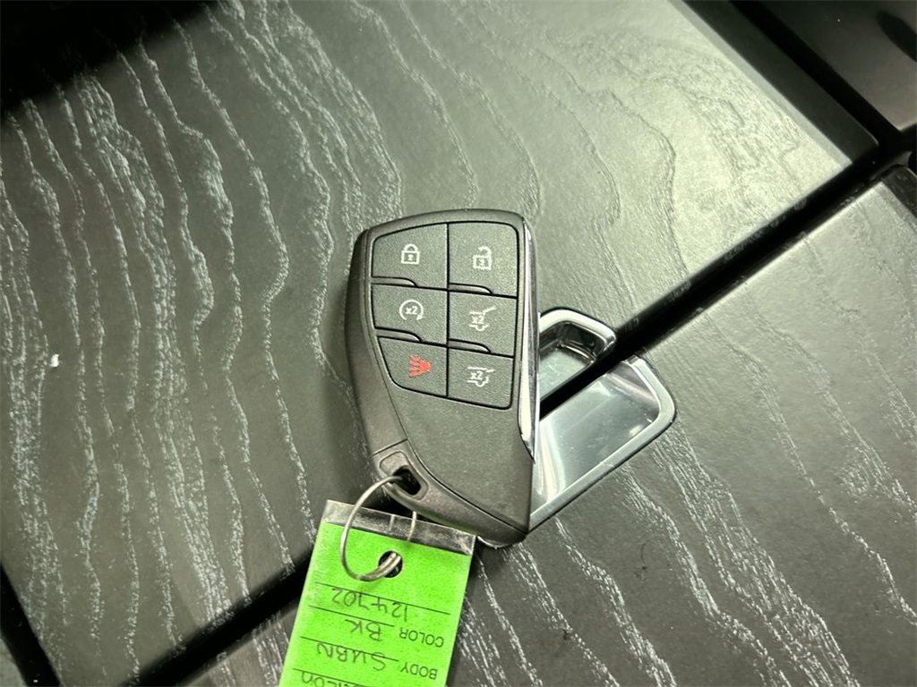 Vehicle image 24 of 26