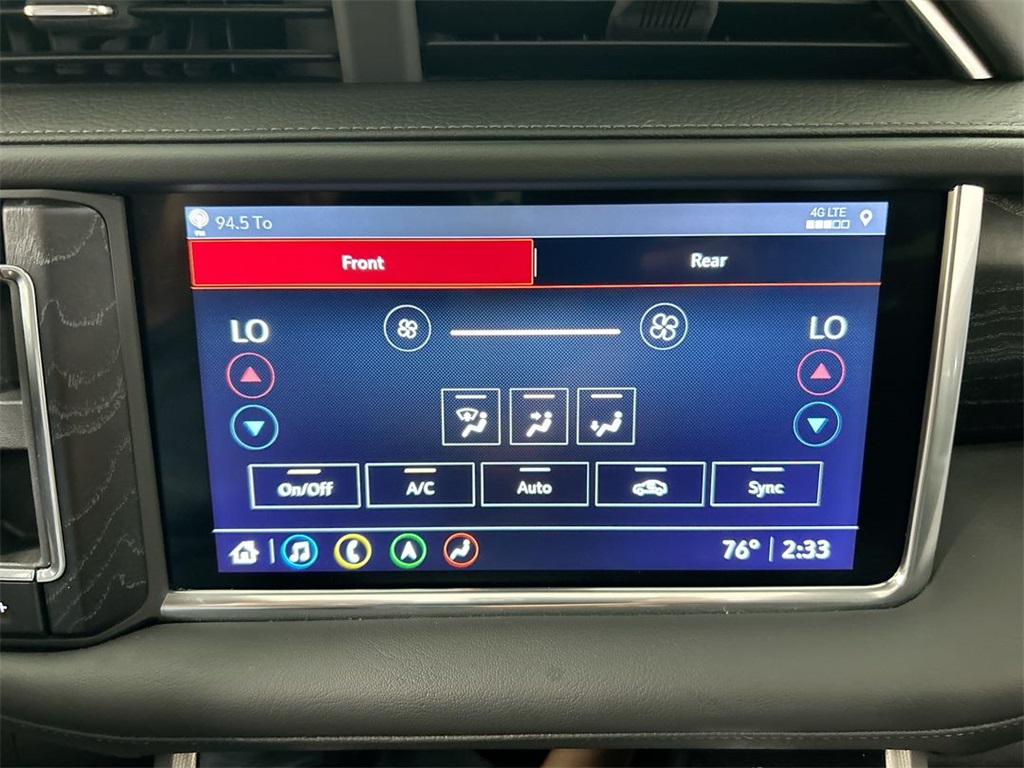 Vehicle image 22 of 26