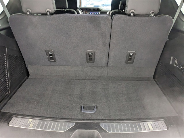 2021 GMC Yukon Denali Image 33 of 42