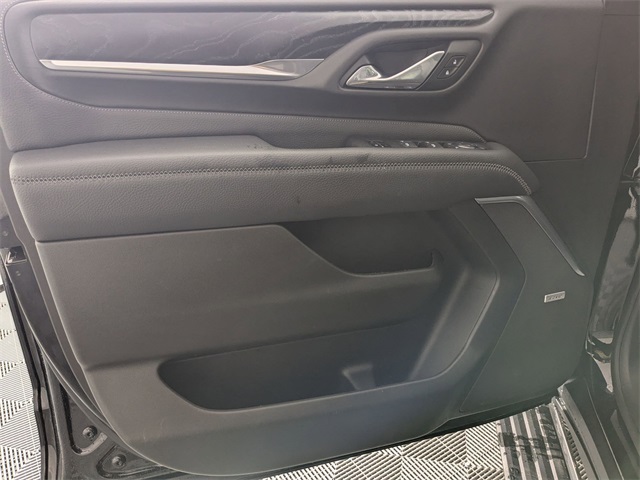 2021 GMC Yukon Denali Image 10 of 42