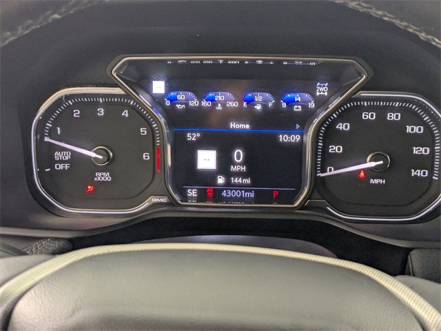 2021 GMC Yukon Denali Image 19 of 42