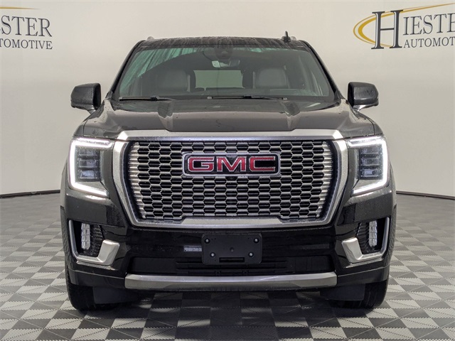 2021 GMC Yukon Denali Image 3 of 42