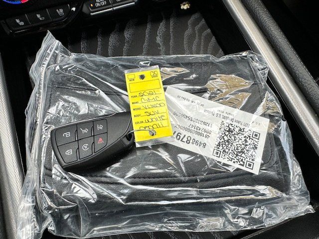 Vehicle image 47 of 52