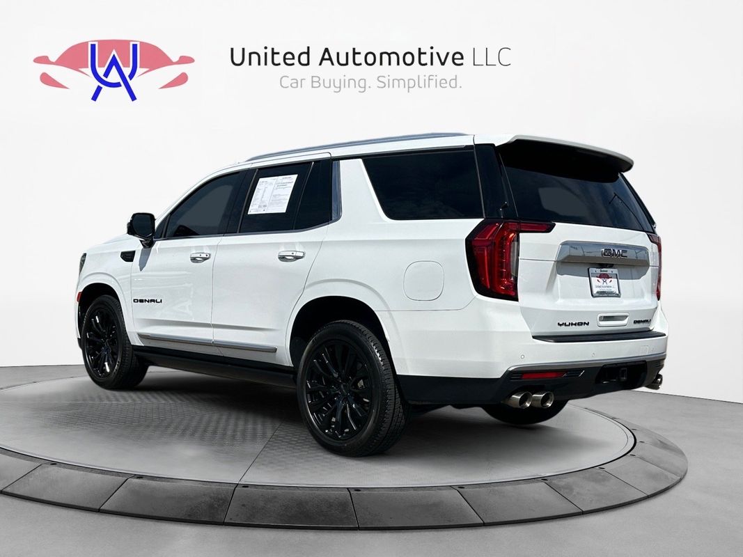 Vehicle image 6 of 52