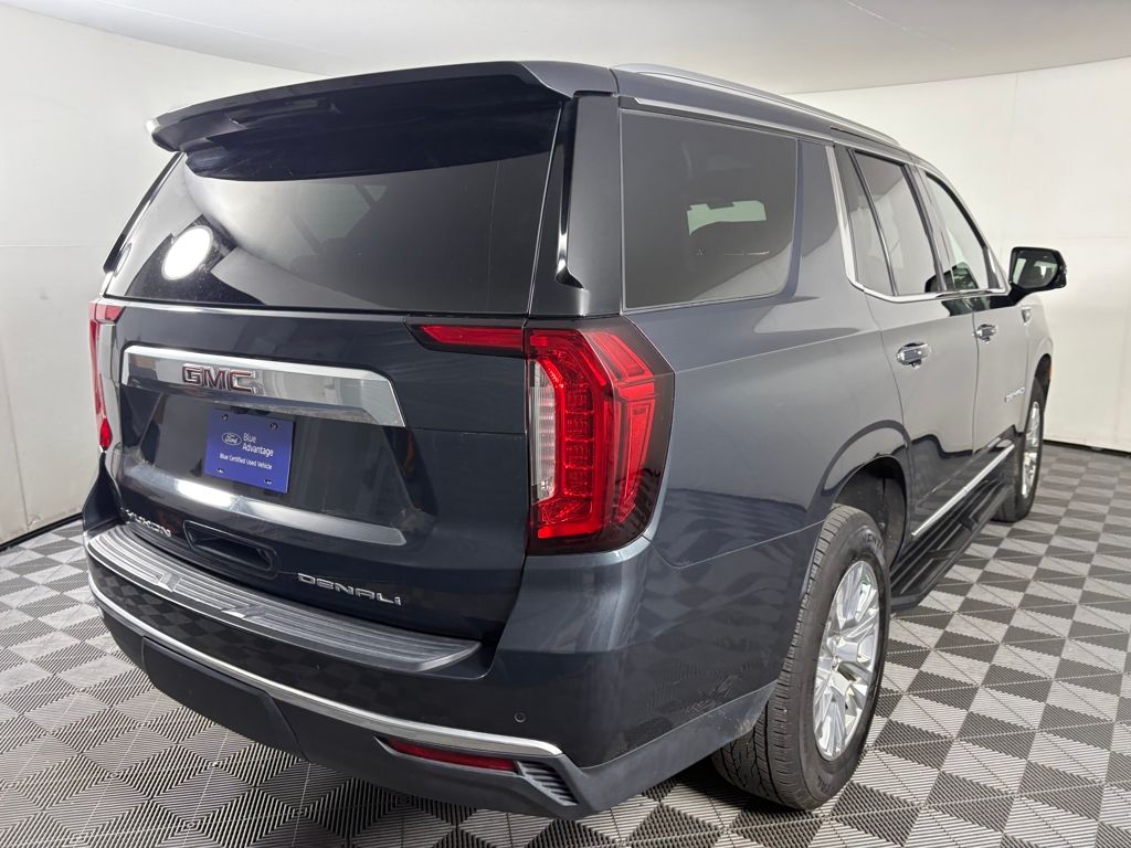 2021 GMC Yukon Denali Image 5 of 41
