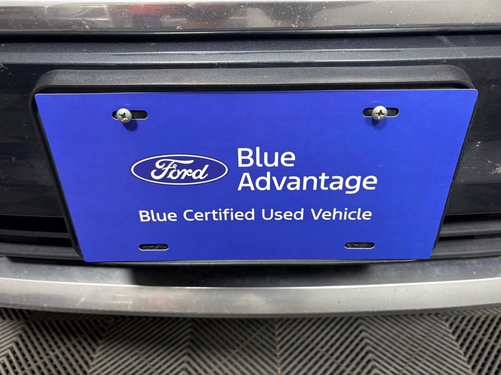 2021 GMC Yukon Denali Image 27 of 41