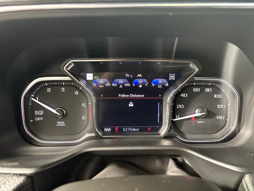 2021 GMC Yukon Denali Image 25 of 41