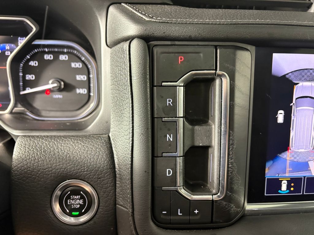 2021 GMC Yukon Denali Image 40 of 41