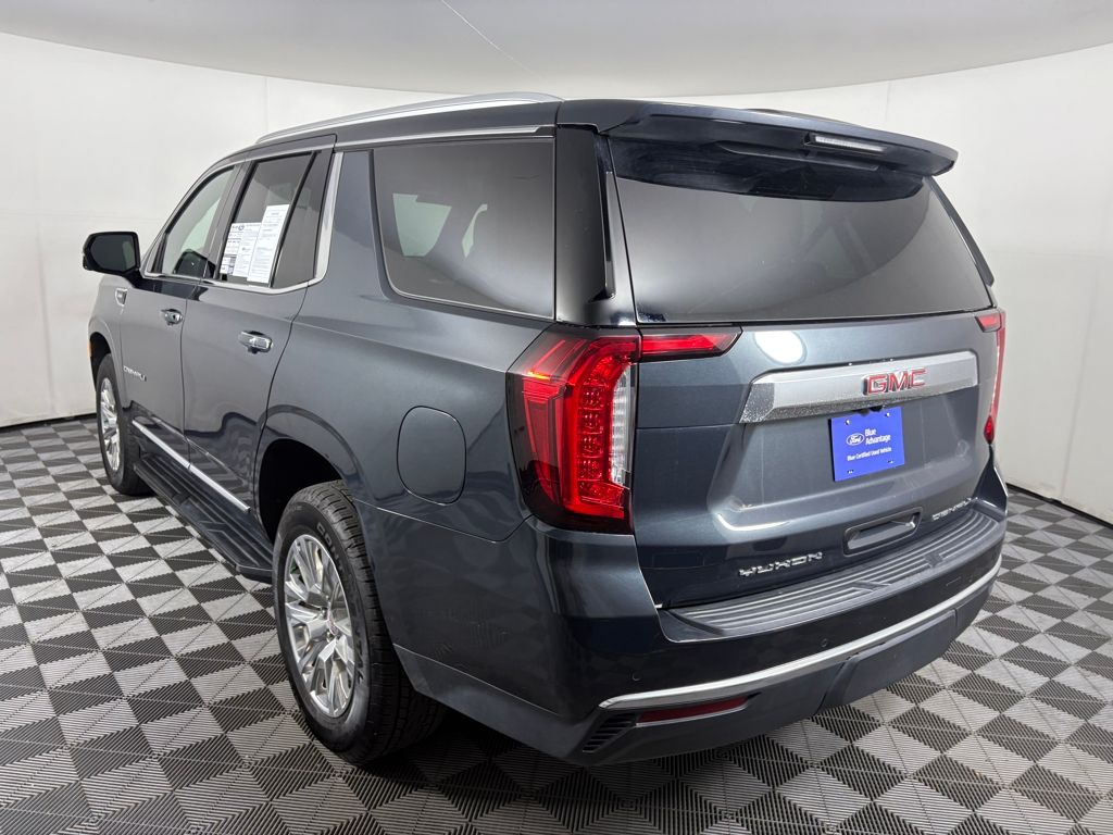 2021 GMC Yukon Denali Image 6 of 41