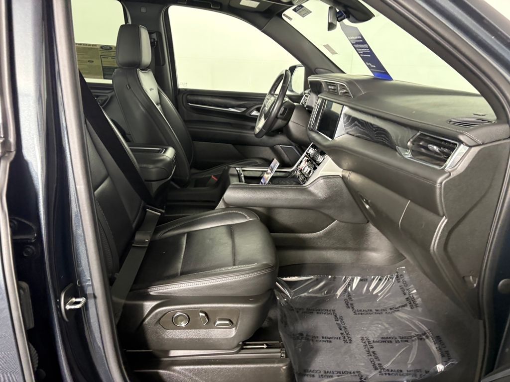 2021 GMC Yukon Denali Image 15 of 41