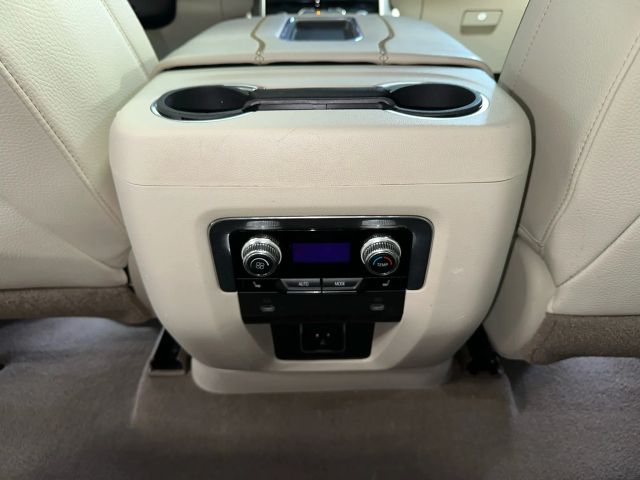 2021 GMC Yukon Denali Image 34 of 43