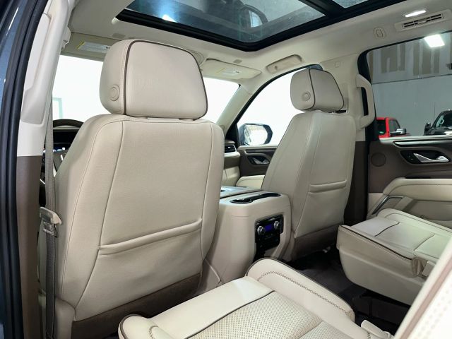 2021 GMC Yukon Denali Image 18 of 43