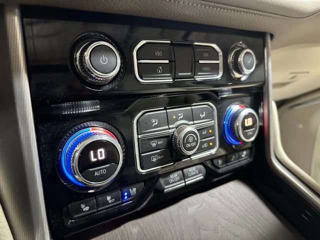 2021 GMC Yukon Denali Image 40 of 43