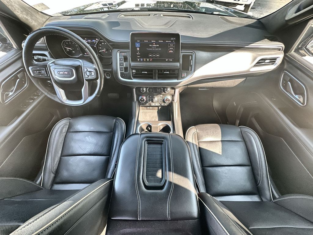 Vehicle image 20 of 36