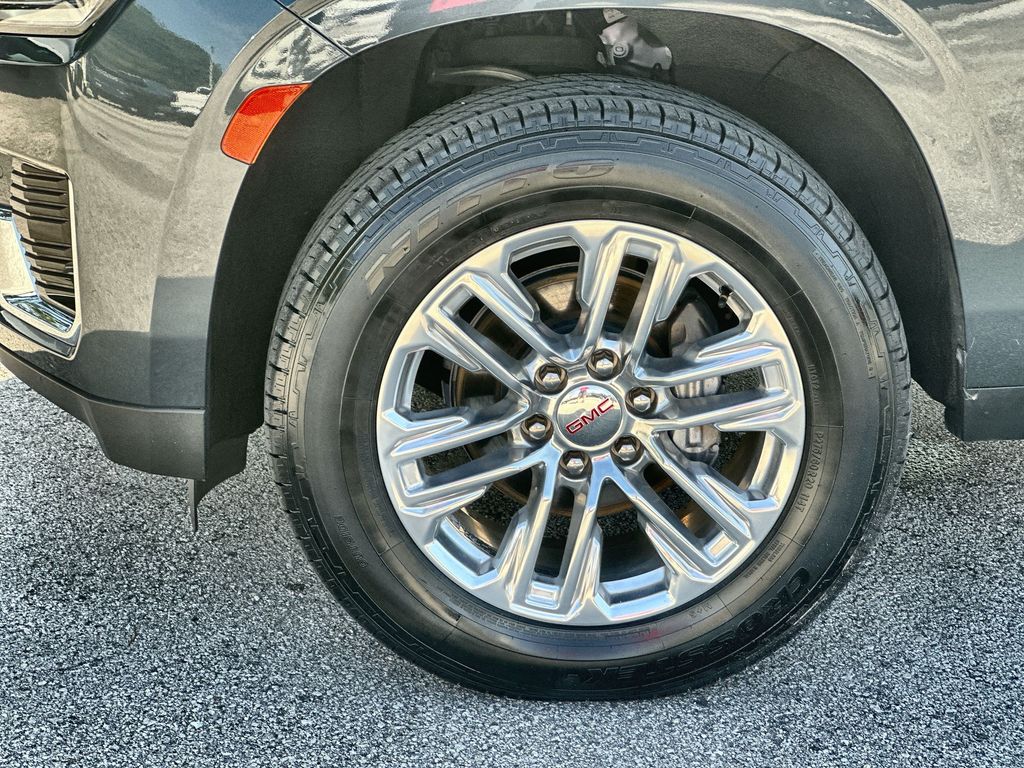 Vehicle image 11 of 36