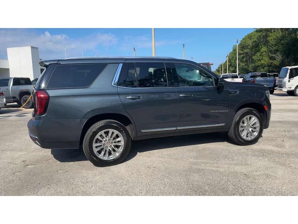 Vehicle image 6 of 36