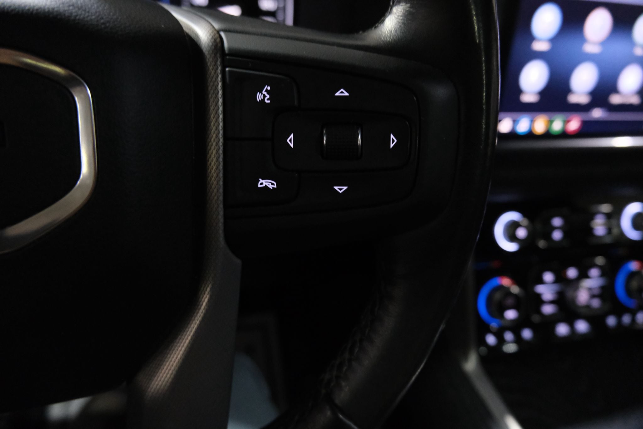 2021 GMC Yukon XL Denali Image 40 of 40