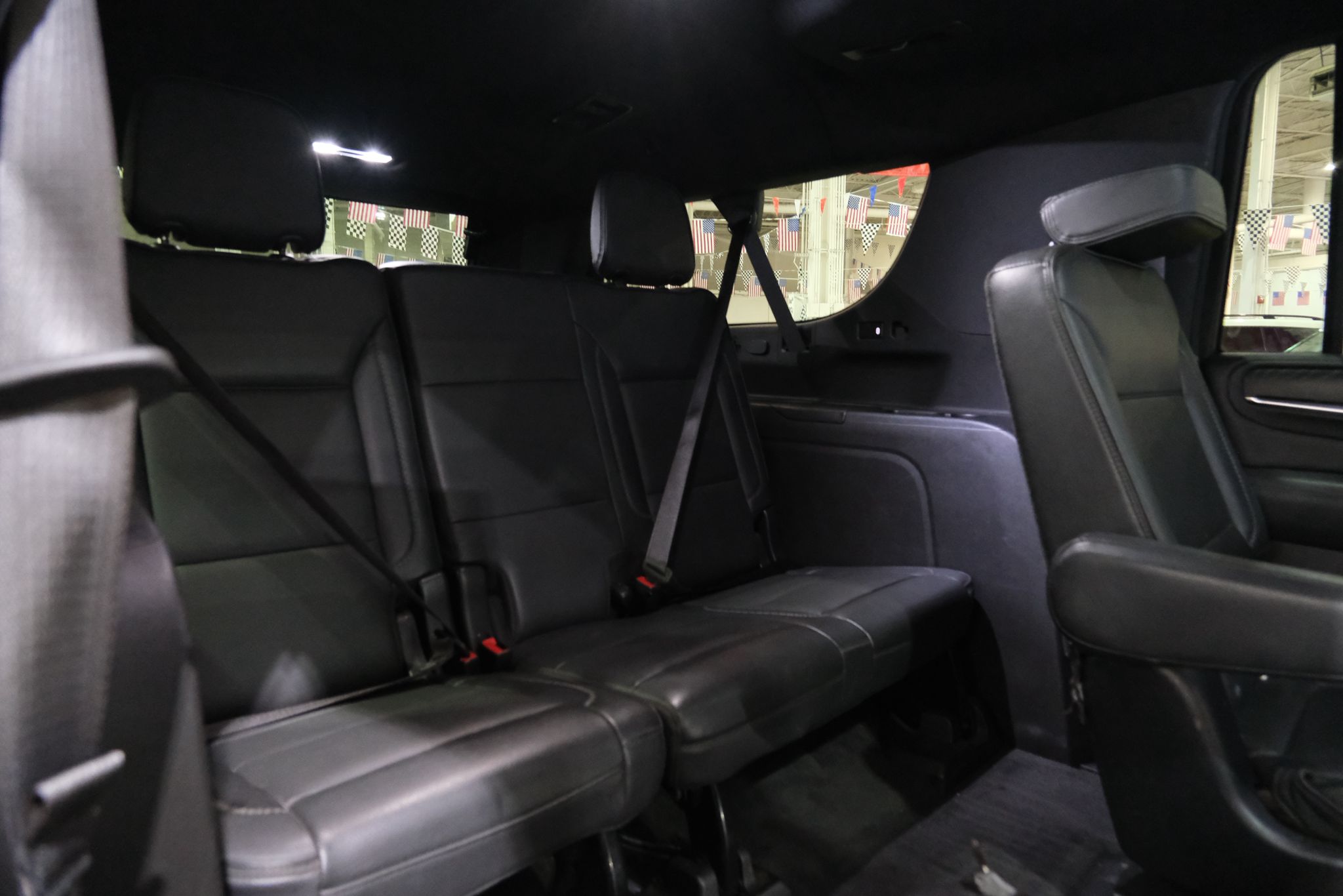 2021 GMC Yukon XL Denali Image 16 of 40