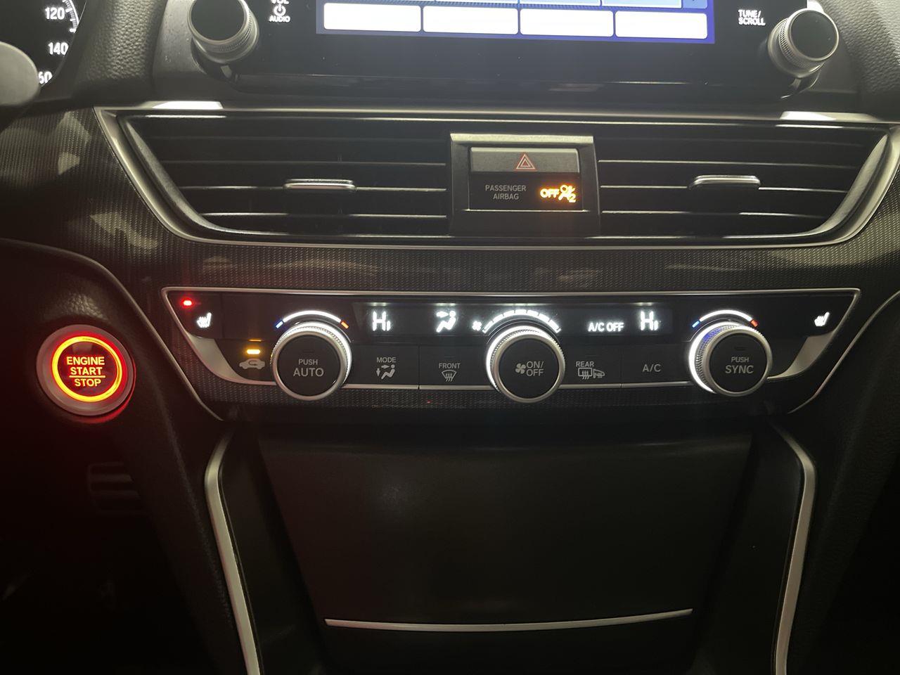 Vehicle image 20 of 23