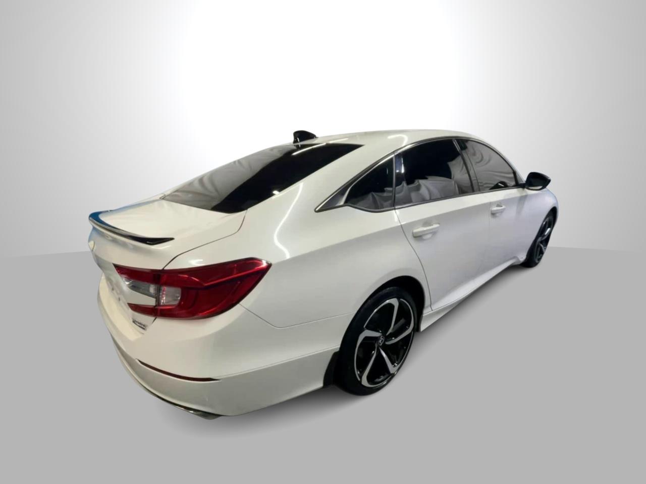 Vehicle image 6 of 23