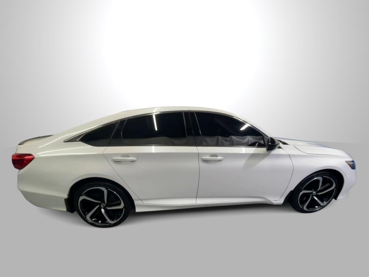 Vehicle image 5 of 23