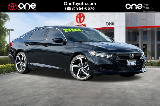 2021 Honda Accord Sport SE Image 3 of 31