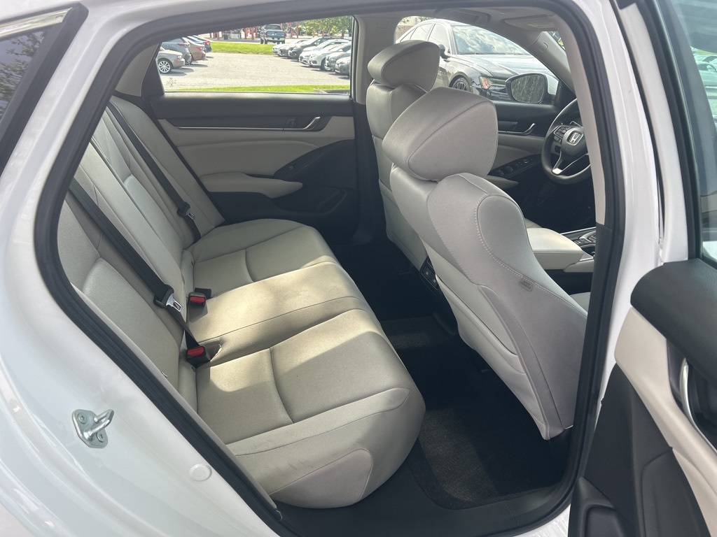 Vehicle image 42 of 49