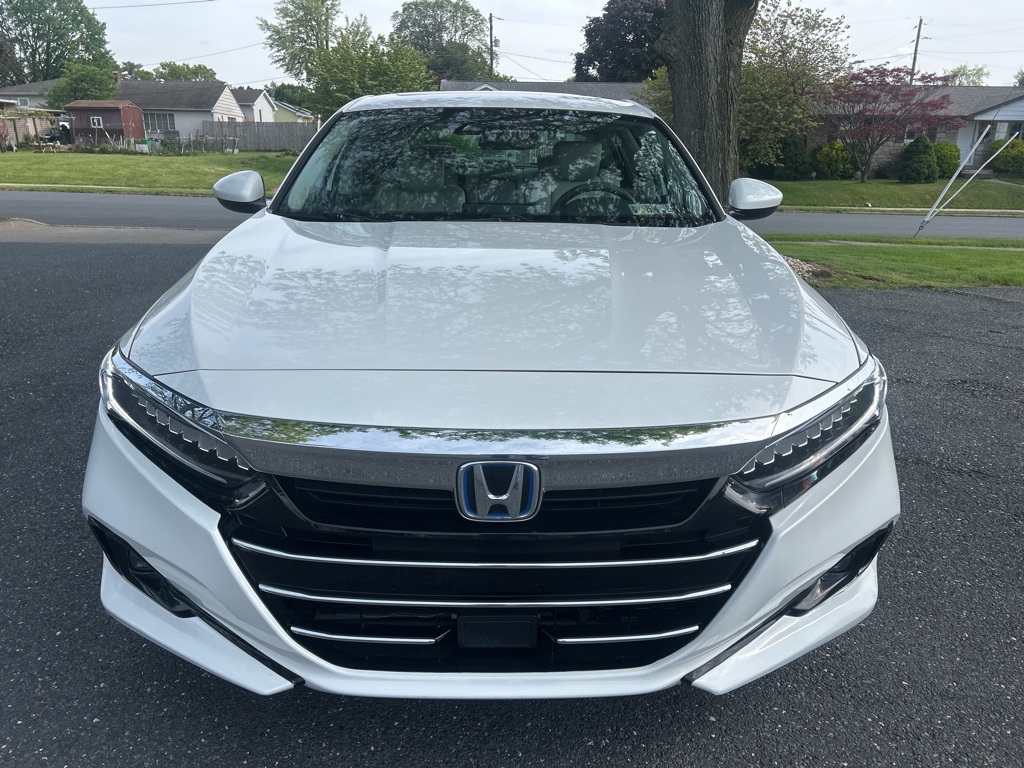 Vehicle image 7 of 49