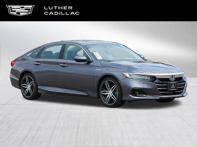 2021 Honda Accord Hybrid Touring Image 2 of 31