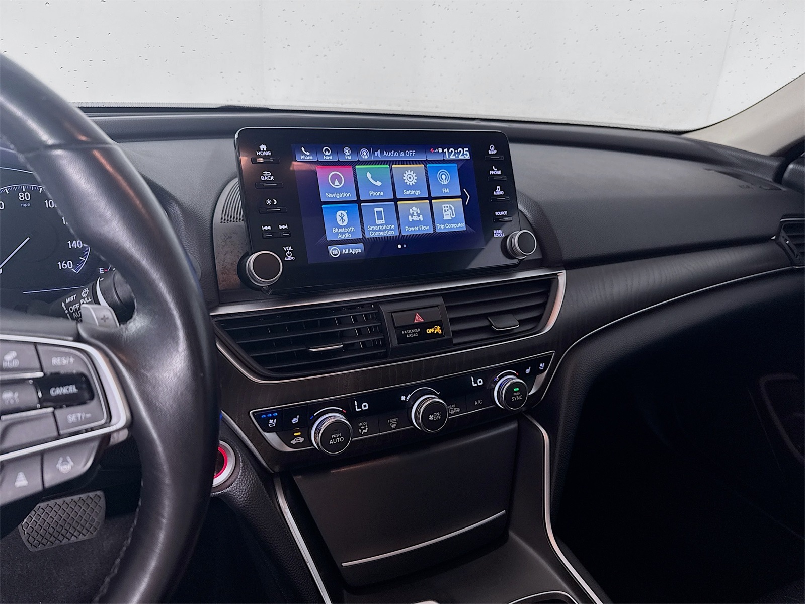 Vehicle image 14 of 22