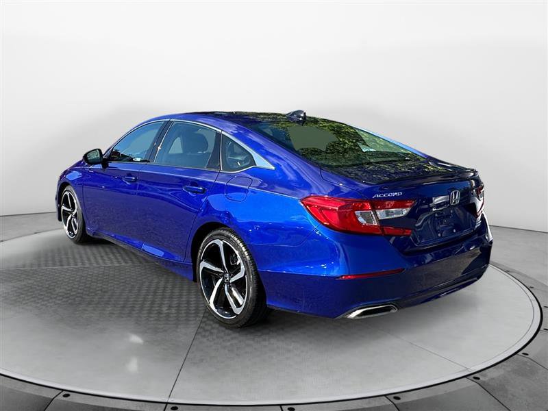 Vehicle image 6 of 13