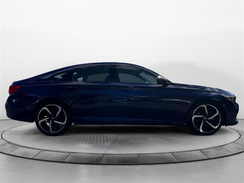 Vehicle image 3 of 13