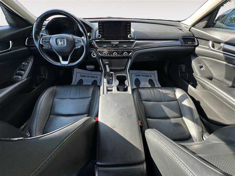 Vehicle image 9 of 13