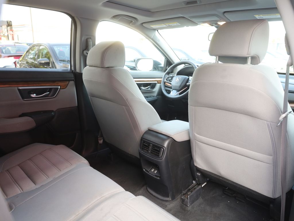 Vehicle image 14 of 41